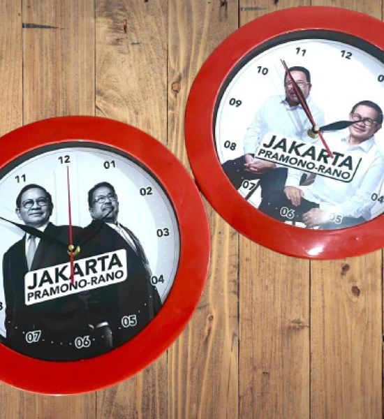Jam Dinding Calon Gubernur Jakarta Pramono Rano